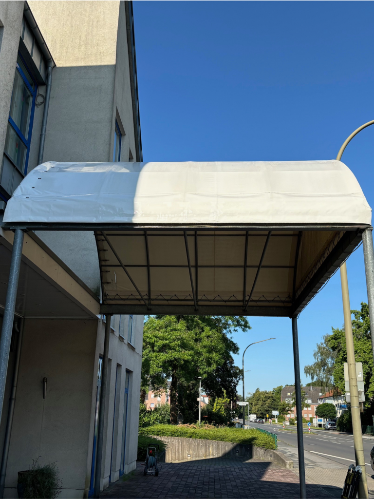 Plexiglas Terrassendach reinigen