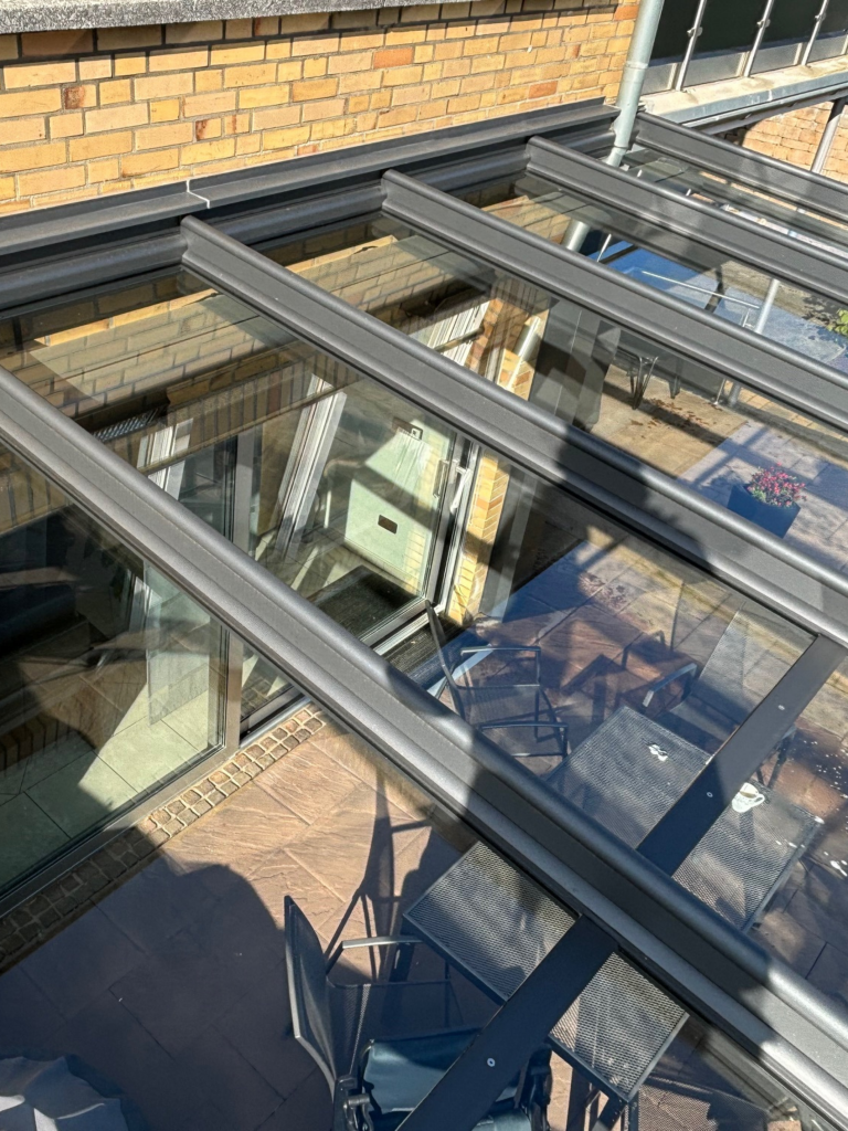 Terrassendach Reinigung umweltfreundlich